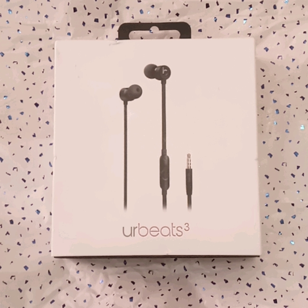 Urbeats 3 Earbuds by Apple
